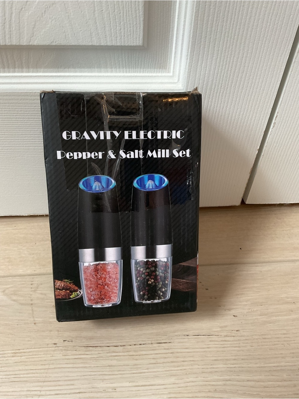 Pepper & Salt Mill Set - Black - Picture 1 of 2